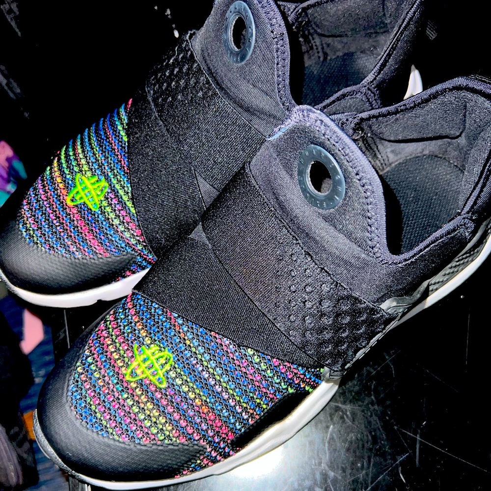Slide on Nike Hurrache youth sneaker